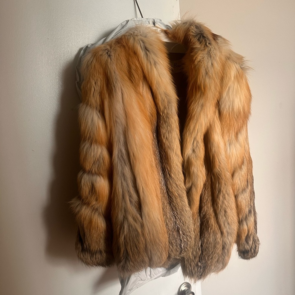 Elegant Real Fox Fur vintage coat